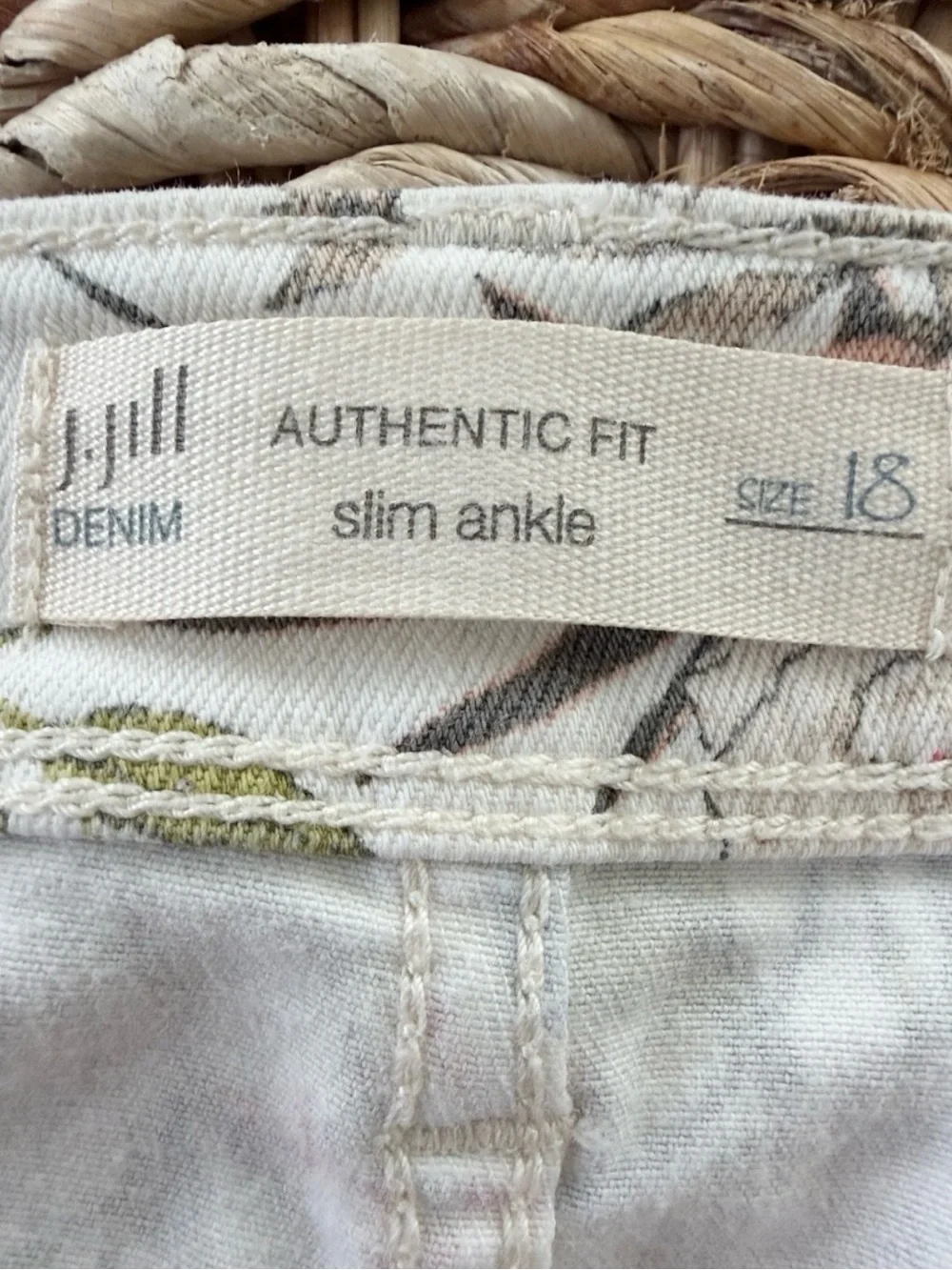 J Jill Floral Print Authentic Fit Slim Ankle Stretch Denim Jean